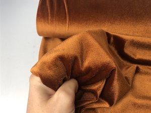 Silkevelour - glat, blød og strækbar i varm cognac